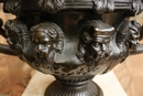 Renaissance style Vase in Bronze, France 19th century