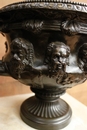 Renaissance style Vase in Bronze, France 19th century