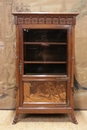 style Display cabinet in rosewood, France 19th century