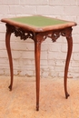 Louis XV style Table in Walnut, France 1900