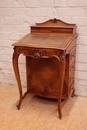 Louis XV style Desk in Walnut, France 19th century