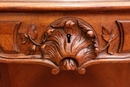 Louis XV style Desk in Walnut, France 19th century