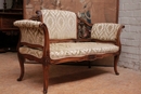 Louis XV style Sofa in Walnut, France 19th century