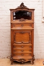 Louis XV style Secretary desk/display in Walnut, France 19th century