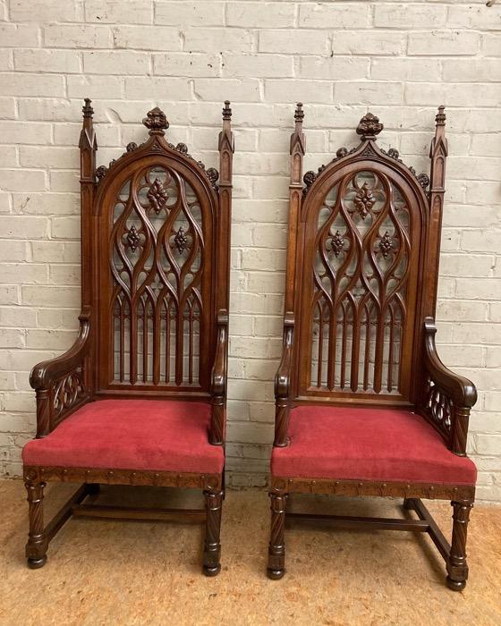 The best gothic throne arm chairs in walnut 180 cm tall