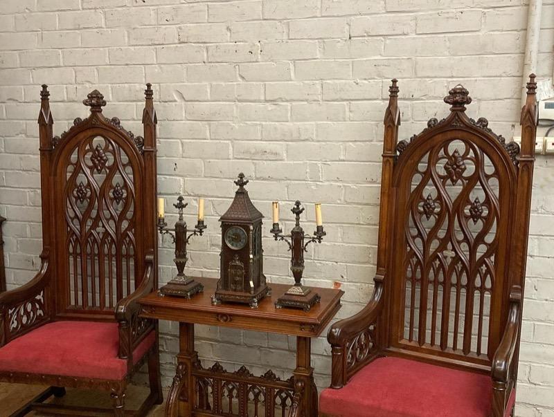 The best gothic throne arm chairs in walnut 180 cm tall