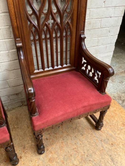 The best gothic throne arm chairs in walnut 180 cm tall