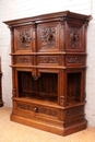 Renaissance style Cabinet in Walnut, France 19th century