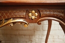 Louis XV style Center table in Walnut, France 19th century