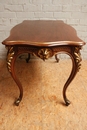 Louis XV style Center table in Walnut, France 19th century