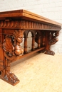 Renaissance style Table in Walnut, France 19th century