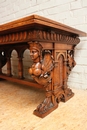 Renaissance style Table in Walnut, France 19th century