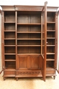 Henri II style Bookcase in Walnut, France 19th century