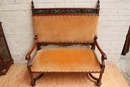 Henri II style sofa in Walnut, France 19th century