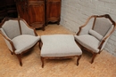 Louis XV style duchesse brisse in Walnut, France 19th century