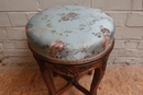 Louis XV style piano stool in Walnut, France 19th century