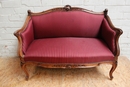 Louis XV style Sofa in Walnut, France 19th century