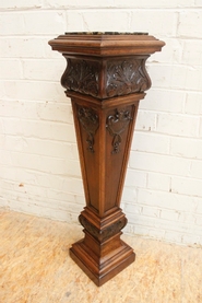 Walnut Regency Pedestal