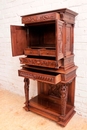 Renaissance style Cabinet in Walnut, France 19th century
