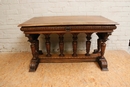 Renaissance style Desk in Walnut, France 19th century