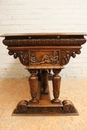 Renaissance style Desk in Walnut, France 19th century