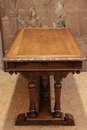 Renaissance style Desk table in Walnut, France 19th century