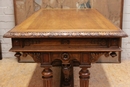 Renaissance style Desk table in Walnut, France 19th century