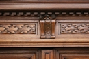 Renaissance style Desk in Walnut, France 19th century