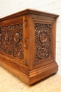 Renaissance style Sideboard in Walnut, France 19th century