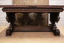 Renaissance style Table in Walnut, France 19th century