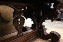 Renaissance style Table in Walnut, France 19th century